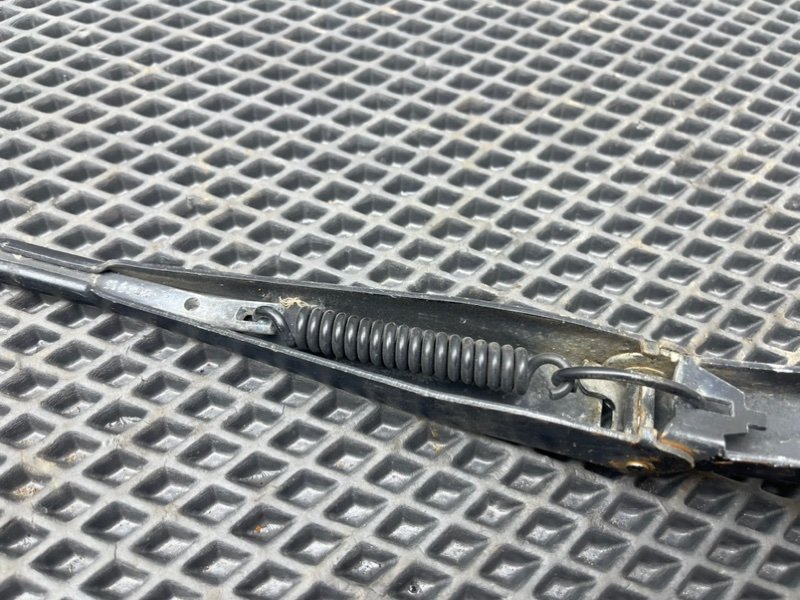 Дворник лобового стекла, 590 рублей, Тверь