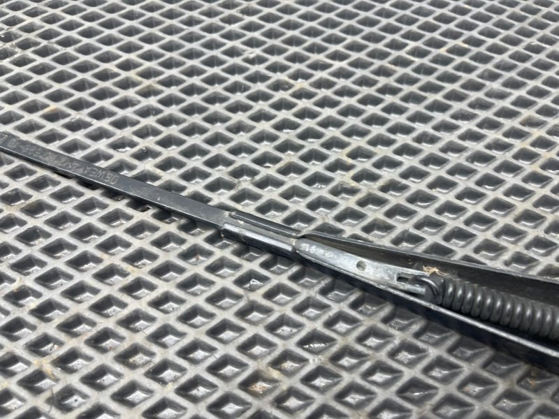 Дворник лобового стекла, 590 рублей, Тверь