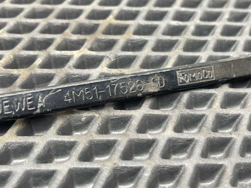 Дворник лобового стекла, 590 рублей, Тверь