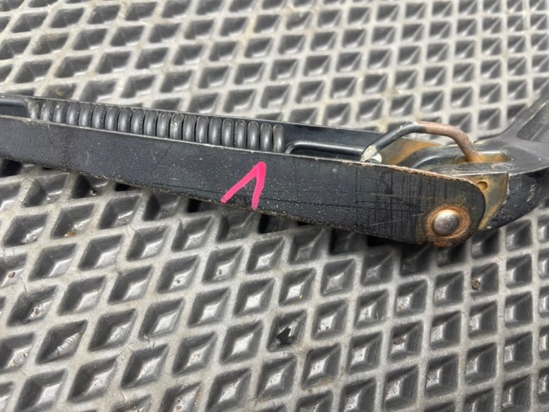 Дворник лобового стекла, 690 рублей, Тверь