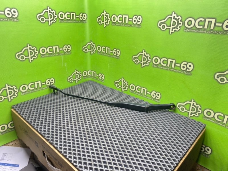 Дворник лобового стекла, 990 рублей, Тверь