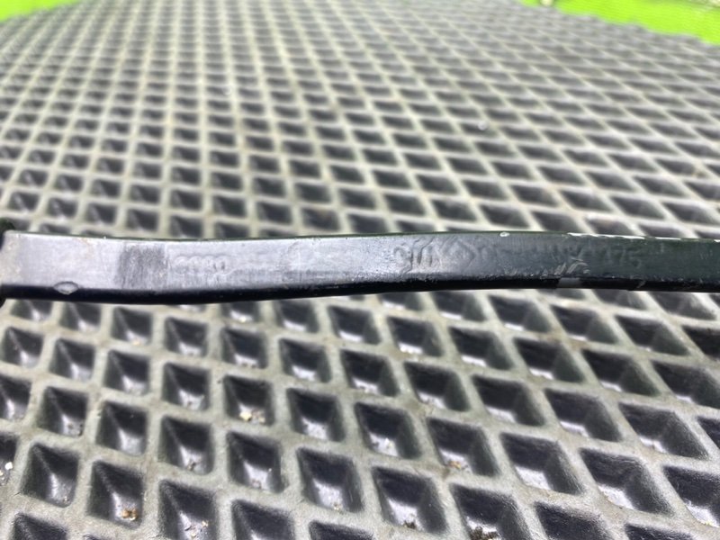 Дворник лобового стекла, 990 рублей, Тверь