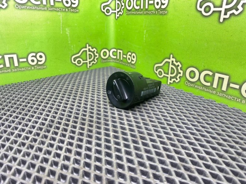 Тумблер света, 990 рублей, Тверь