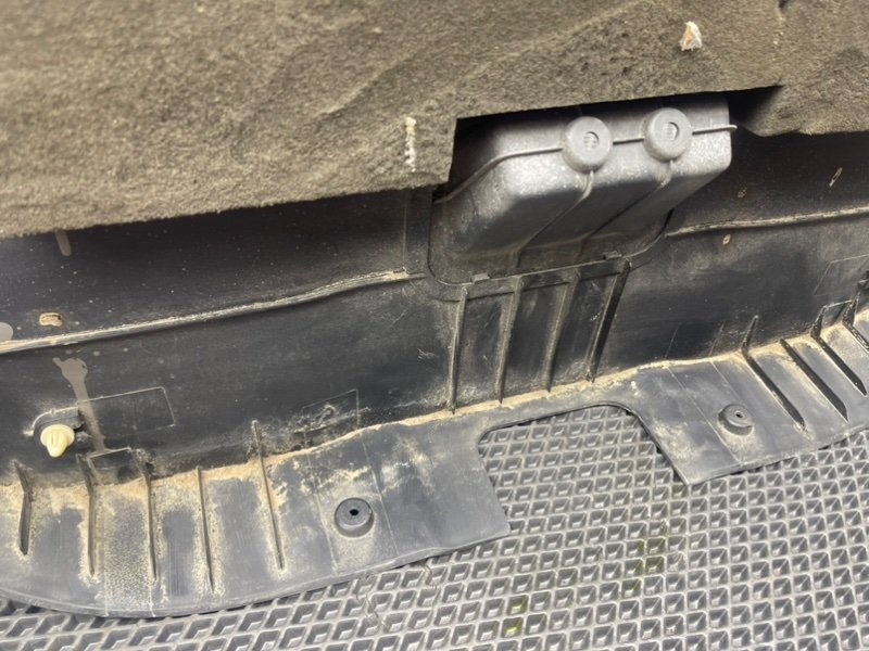 Обшивка багажника, 790 рублей, Тверь