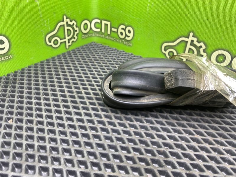 Уплотнительная резинка капота, 790 рублей, Тверь