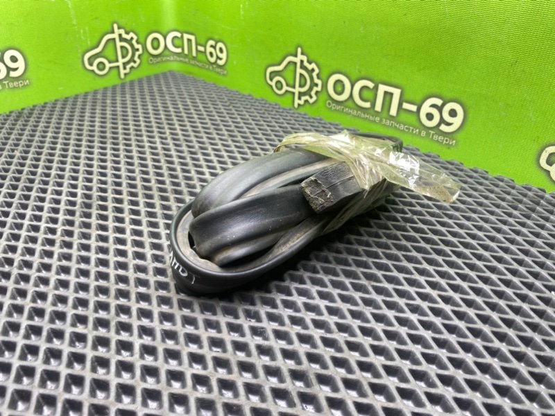 Уплотнительная резинка капота, 790 рублей, Тверь