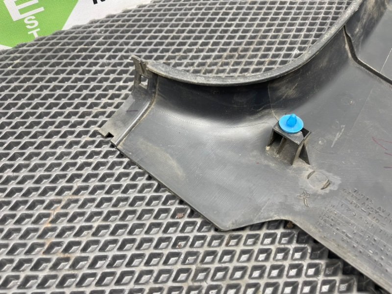 Накладка стойки, 490 рублей, Тверь