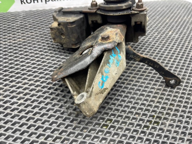 Кронштейн МКПП, 1990 рублей, Тверь