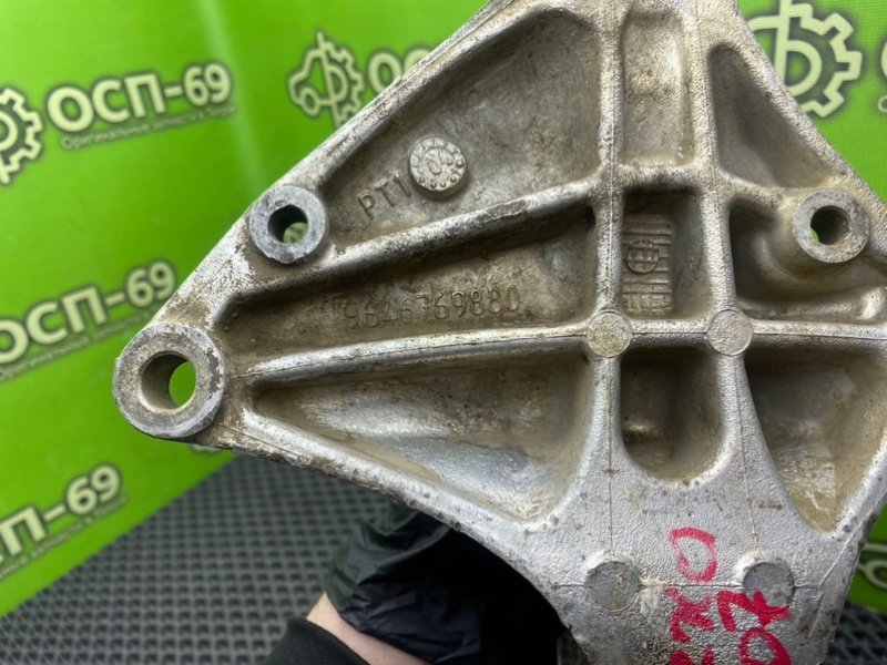 Кронштейн, 990 рублей, Тверь