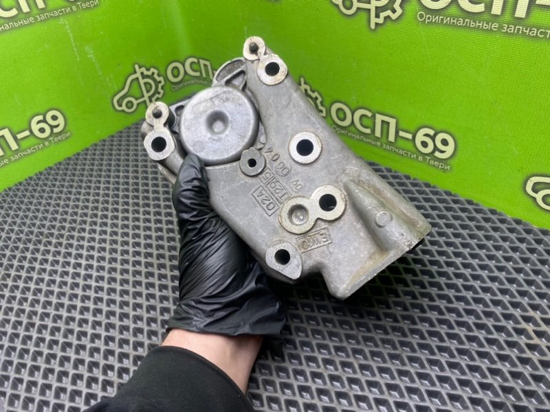 Кронштейн двигателя, 1990 рублей, Тверь