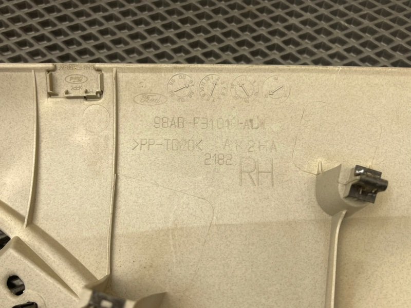 Накладка стойки, 490 рублей, Тверь