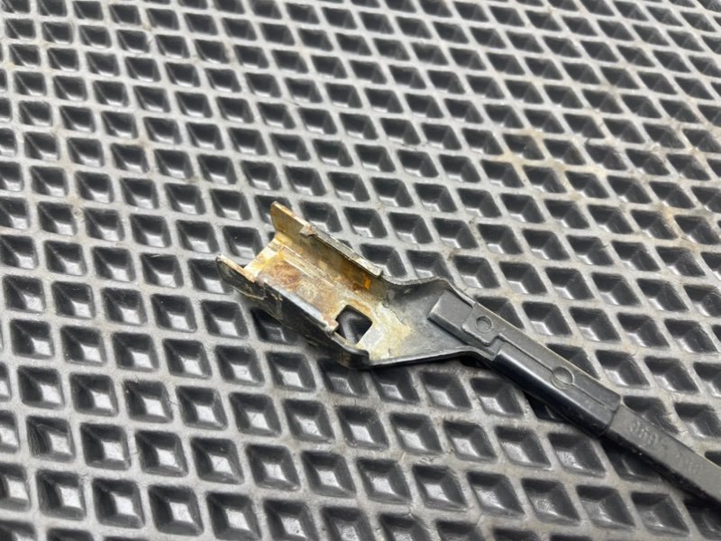 Дворник лобового стекла, 790 рублей, Тверь