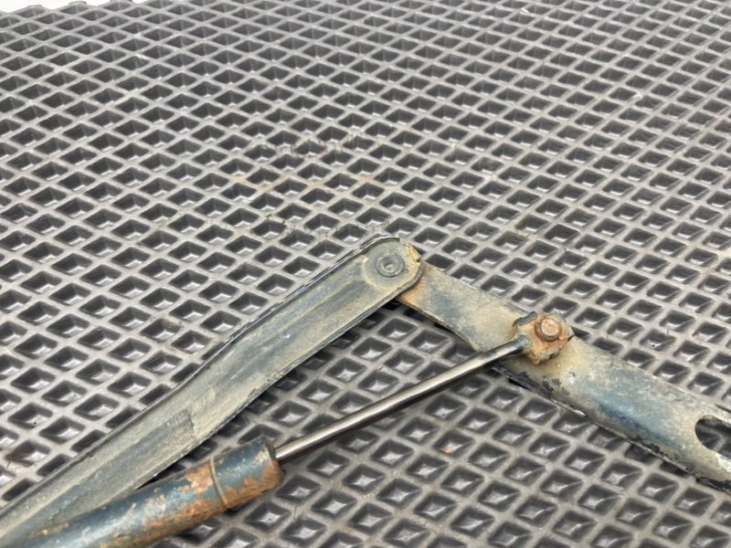 Петля капота, 690 рублей, Тверь