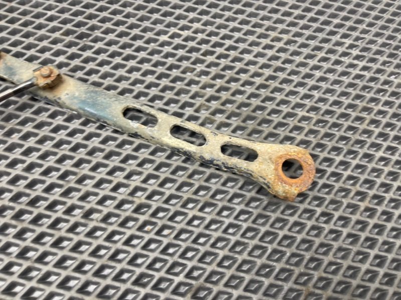 Петля капота, 690 рублей, Тверь