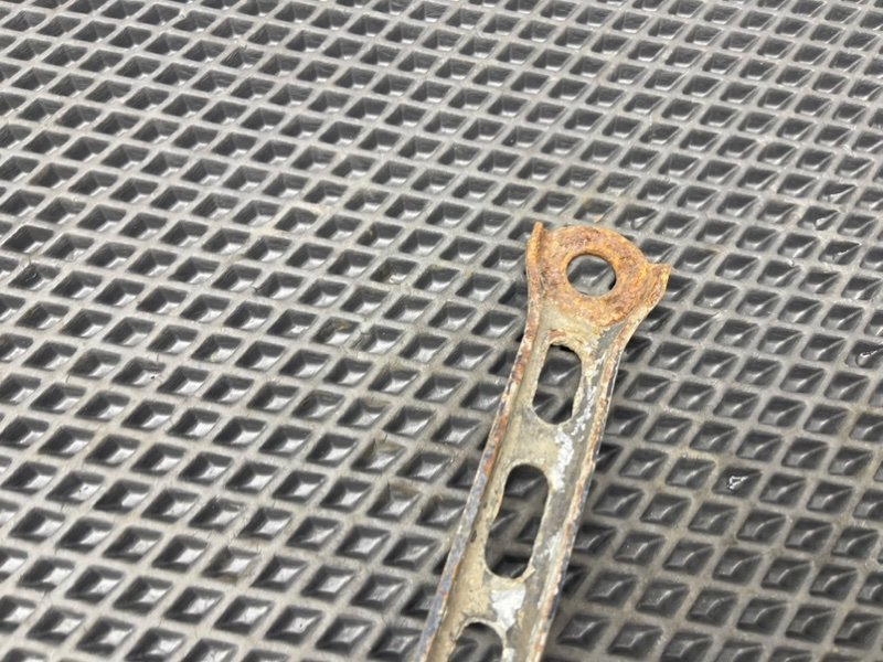 Петля капота, 690 рублей, Тверь