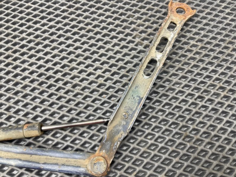 Петля капота, 690 рублей, Тверь