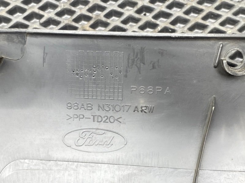 Накладка стойки, 590 рублей, Тверь