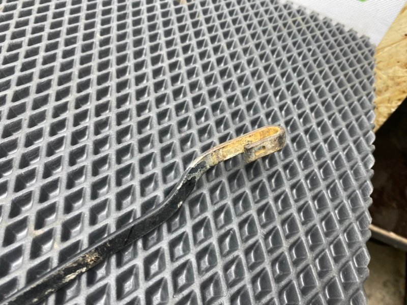 Дворник лобового стекла, 990 рублей, Тверь