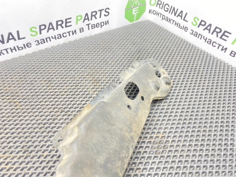 Накладка замка капота, 1990 рублей, Тверь