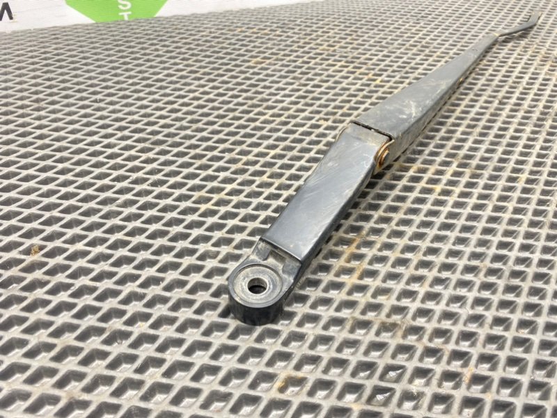 Дворник лобового стекла, 890 рублей, Тверь