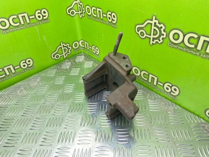 Кронштейн двигателя, 890 рублей, Тверь