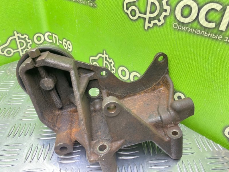 Кронштейн ГУР, 1290 рублей, Тверь