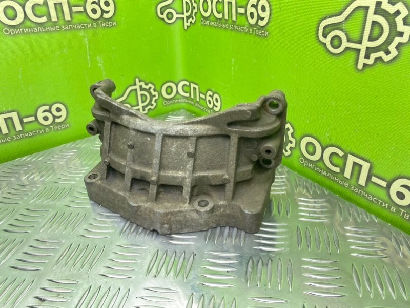 Кронштейн двигателя, 890 рублей, Тверь