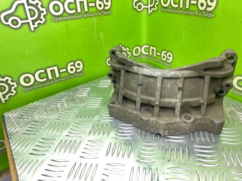 Кронштейн двигателя, 890 рублей, Тверь