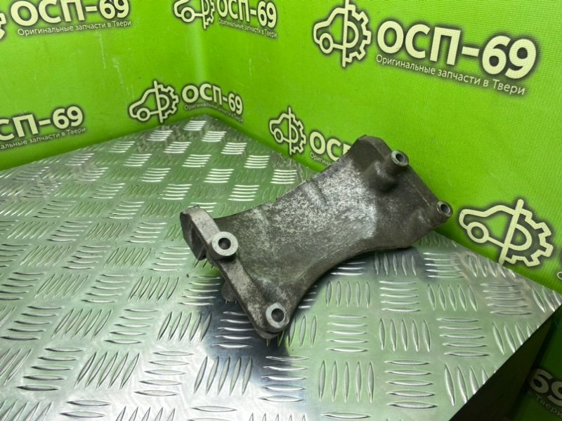 Кронштейн двигателя, 890 рублей, Тверь