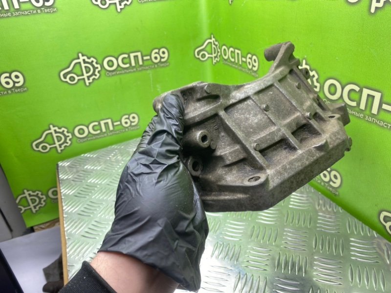 Кронштейн двигателя, 890 рублей, Тверь