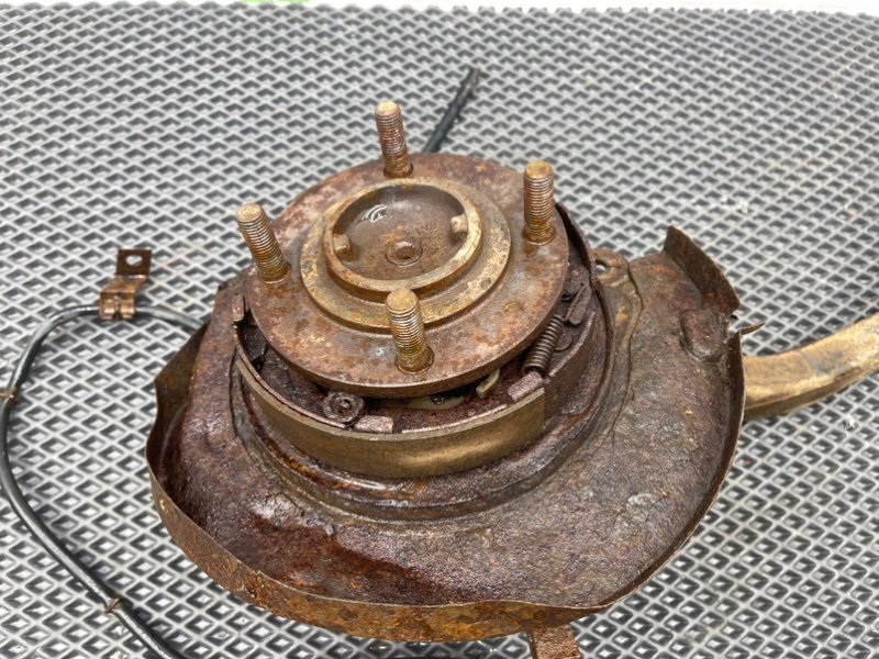 Поворотный кулак, 1790 рублей, Тверь