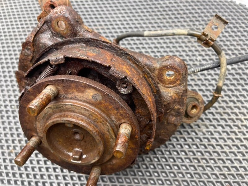 Поворотный кулак, 1690 рублей, Тверь