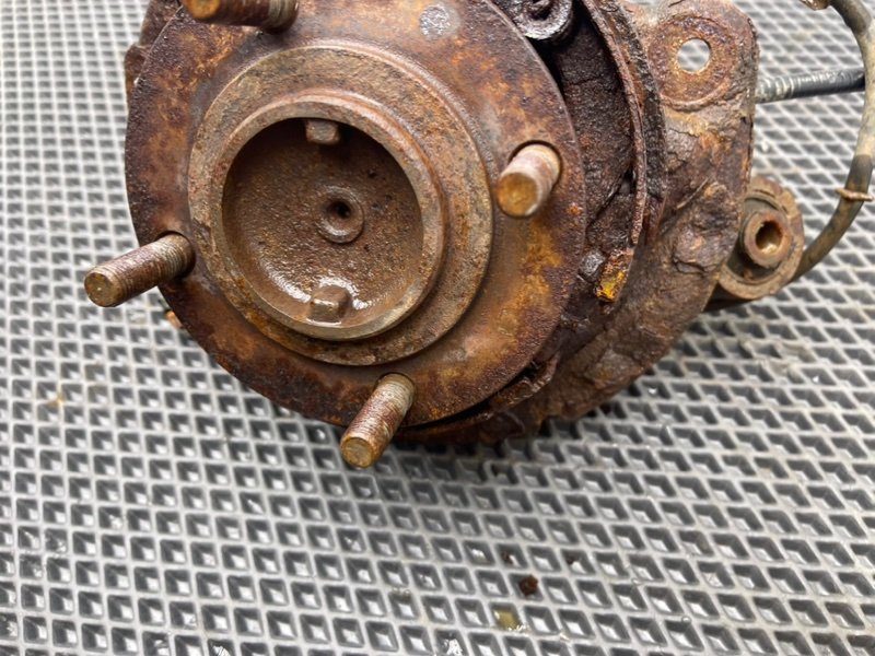 Поворотный кулак, 1690 рублей, Тверь