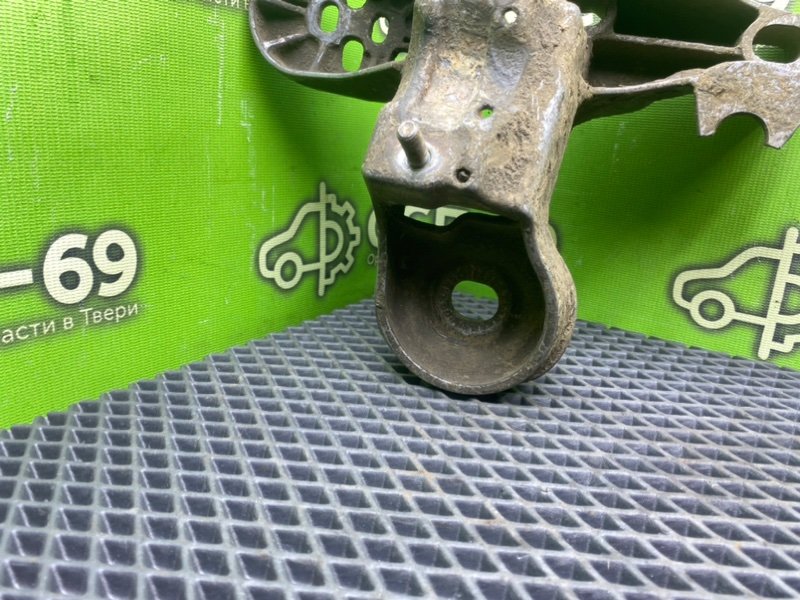 Кронштейн двигателя, 1590 рублей, Тверь