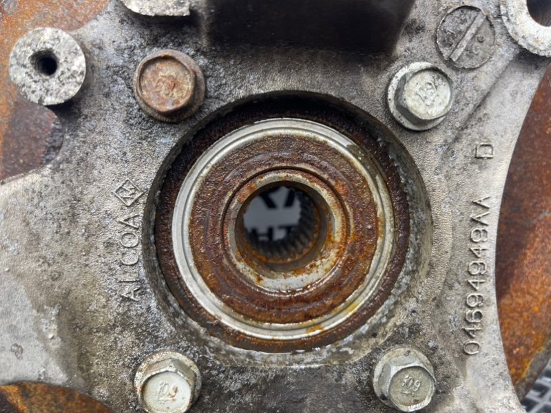 Поворотный кулак, 1790 рублей, Тверь