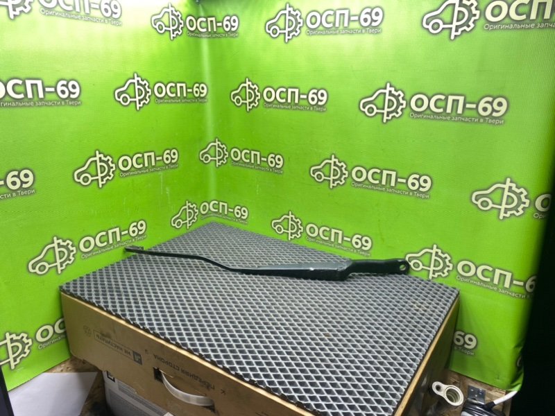 Дворник лобового стекла, 790 рублей, Тверь