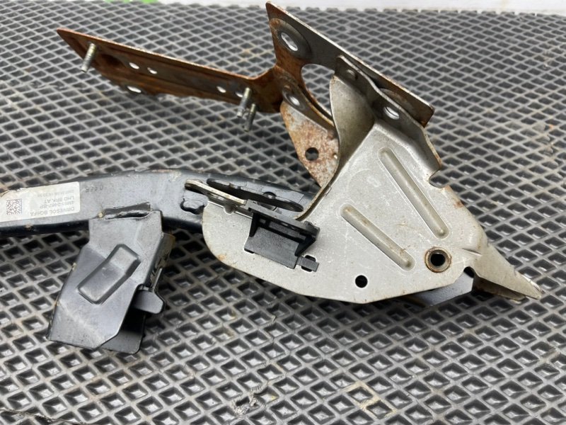 Педаль тормоза, 790 рублей, Тверь