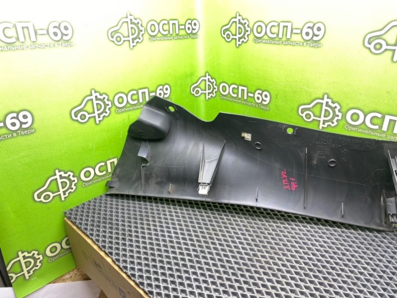 Накладка стойки, 990 рублей, Тверь