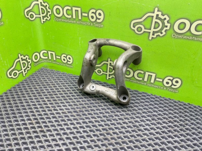 Кронштейн опоры двигателя, 790 рублей, Тверь