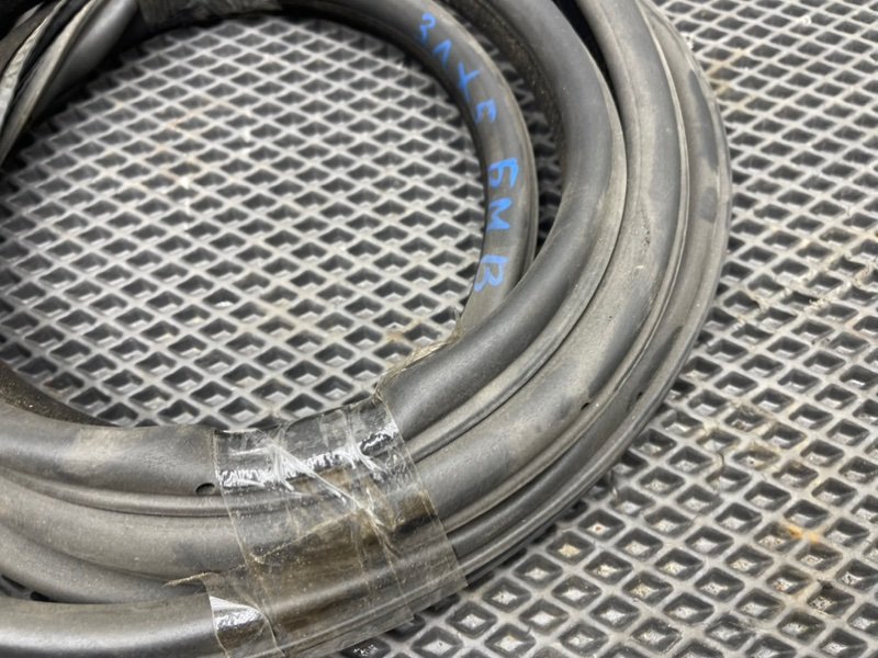 Уплотнитель двери, 1290 рублей, Тверь