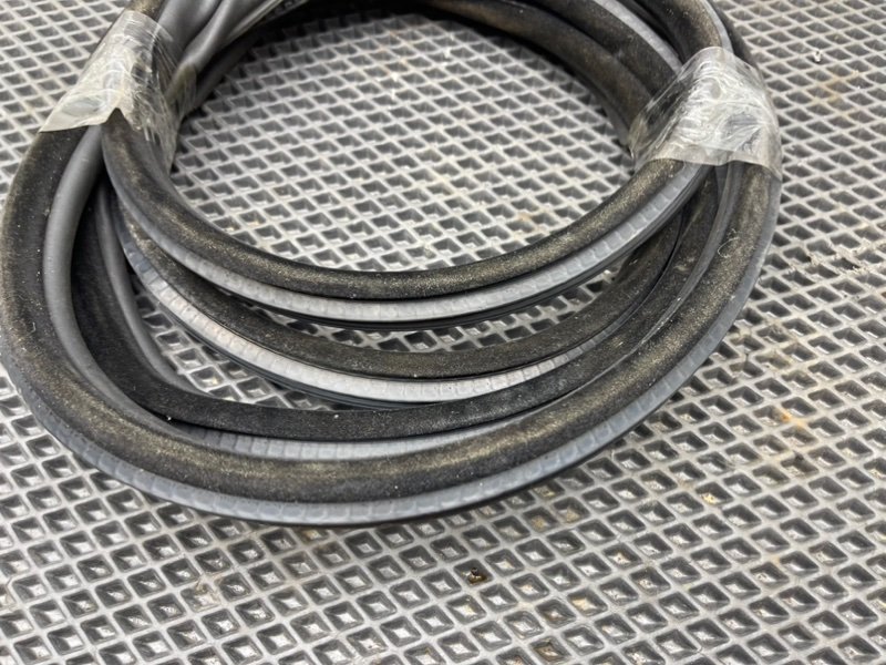 Уплотнитель двери, 1290 рублей, Тверь