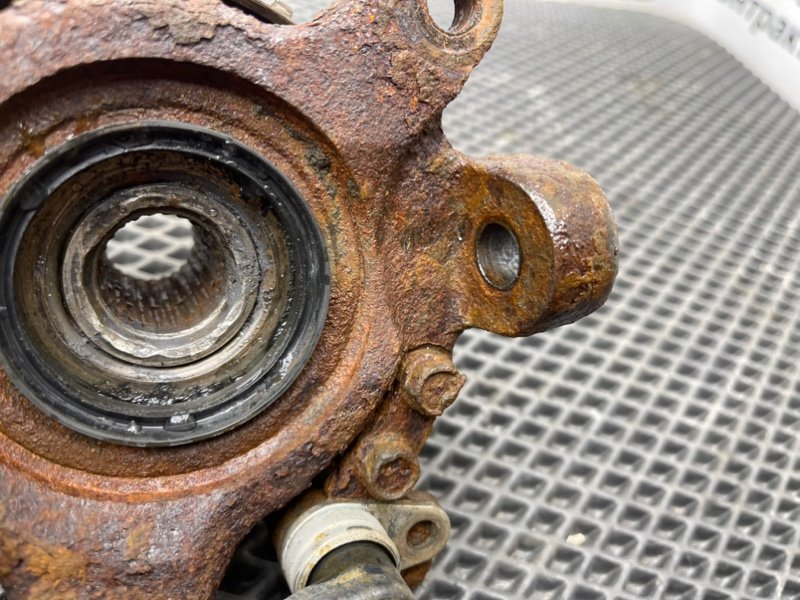 Поворотный кулак, 1290 рублей, Тверь