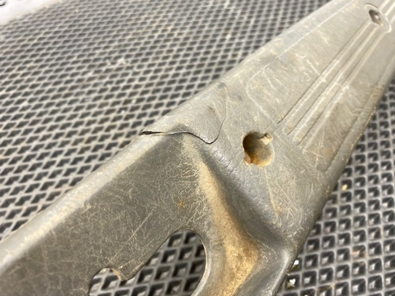 Накладка замка багажника, 590 рублей, Тверь