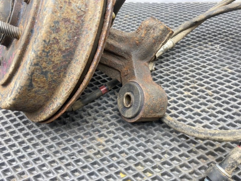 Поворотный кулак, 1990 рублей, Тверь