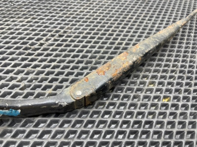 Дворник лобового стекла, 590 рублей, Тверь