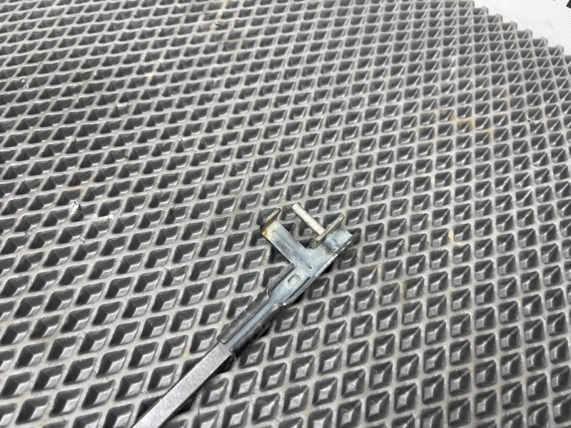 Дворник лобового стекла, 590 рублей, Тверь