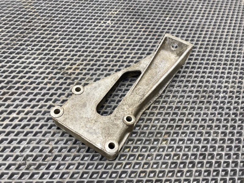 Кронштейн двигателя, 1190 рублей, Тверь