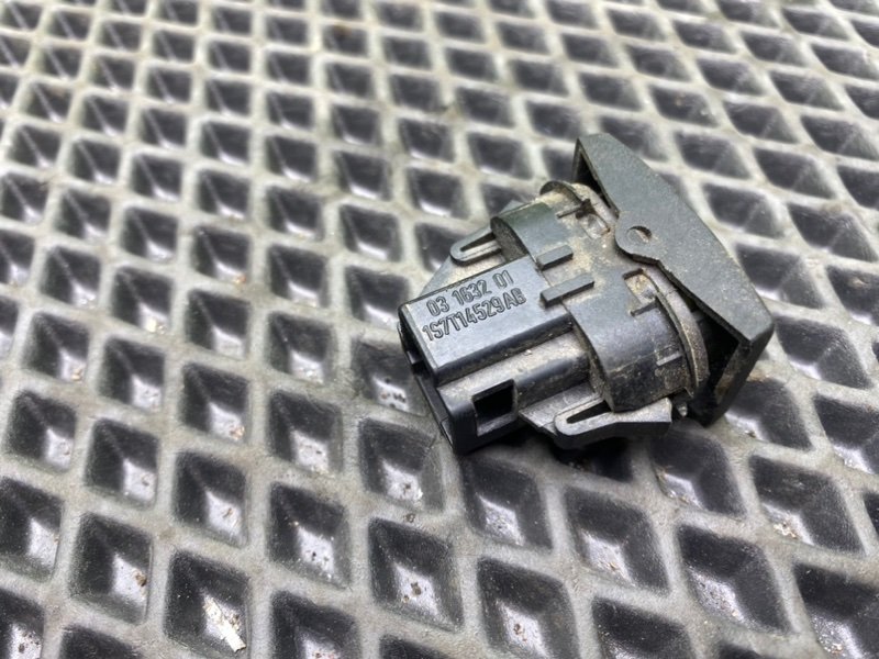 Кнопка эсп, 590 рублей, Тверь