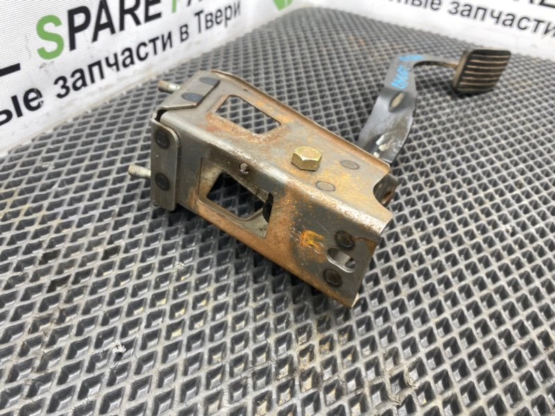 Педаль тормоза, 790 рублей, Тверь