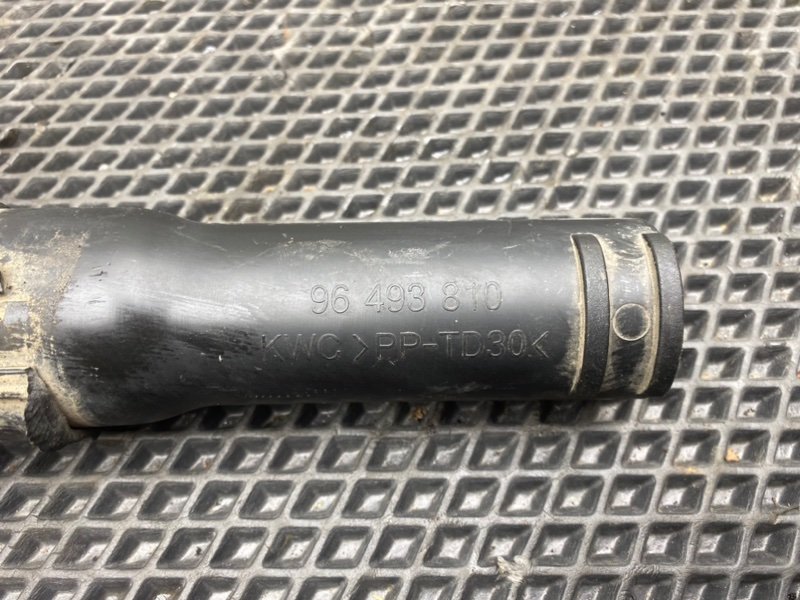 Патрубок впуска, 1790 рублей, Тверь